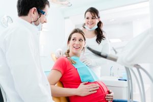 pregnant woman dental visit